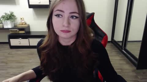 Snapshot of laralianna chatting on September 2025 11:45:01 AM Laralianna online show from September 2025 11:45:01 AM