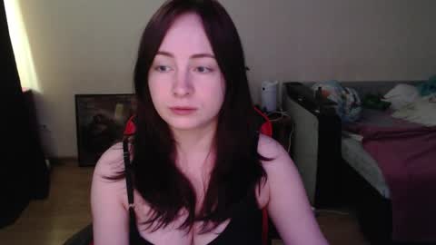 Snapshot of laralianna chatting on May 2026 11:18:02 AM Laralianna online show from May 2026 11:18:02 AM