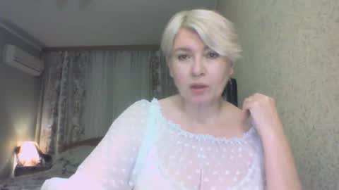 laramrs online show from February 2026 04:58:02 PM