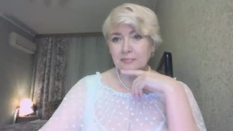 laramrs online show from February 2026 04:49:01 PM