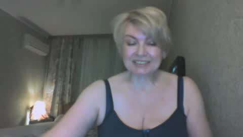 laramrs online show from April 2026 06:12:01 PM