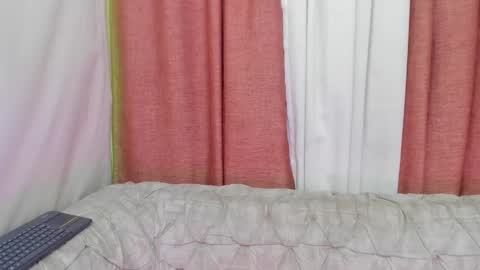 Snapshot of laramurphy chatting on January 2025 06:03:02 PM Lara Murphy online show from January 2025 06:03:02 PM