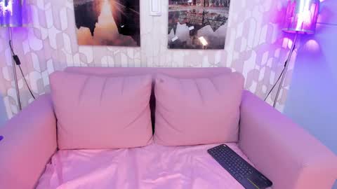 Snapshot of laramurphy chatting on March 2025 11:14:01 PM Lara Murphy online show from March 2025 11:14:01 PM