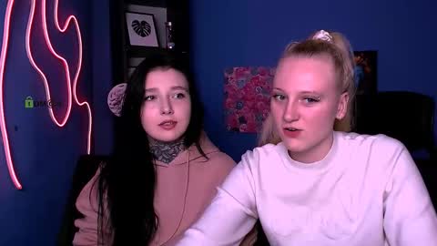 laratiz online show from November 2025 02:38:02 PM