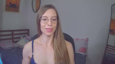 Snapshot of larawintersxxx chatting on September 2025 08:52:02 PM larawintersxxx online show from September 2025 08:52:02 PM