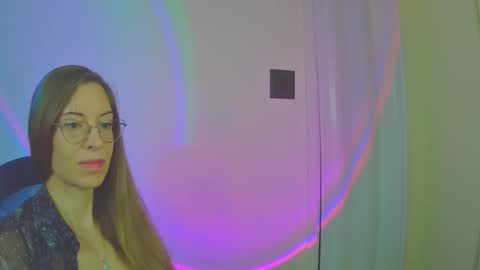 Snapshot of larawintersxxx chatting on December 2025 04:34:02 PM larawintersxxx online show from December 2025 04:34:02 PM