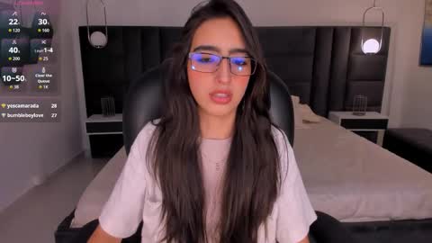 Larisa Smirnov online show from March 2026 07:15:01 AM