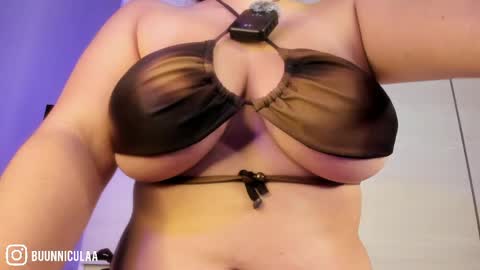 Snapshot of larissa01_ chatting on May 2026 09:00:02 PM Lari online show from May 2026 09:00:02 PM