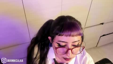 Snapshot of larissa01_ chatting on May 2026 11:03:02 PM Lari online show from May 2026 11:03:02 PM