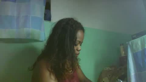 larissa645771 online show from November 2025 08:44:01 PM