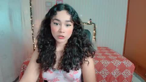 Snapshot of larissalove_doll chatting on December 2025 06:49:01 PM Larissas online show from December 2025 06:49:01 PM