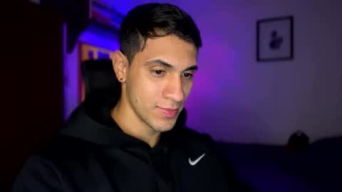 andrew online show from February 2025 10:07:02 PM