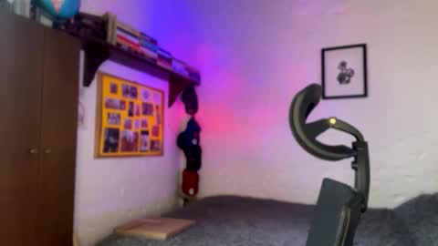 andrew online show from March 2025 02:12:01 PM