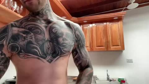 Snapshot of larsskeet chatting on August 2026 05:33:02 PM larsskeet online show from August 2026 05:33:02 PM