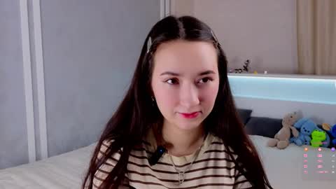 Snapshot of lashonlablue chatting on December 2025 01:33:01 AM Eva online show from December 2025 01:33:01 AM