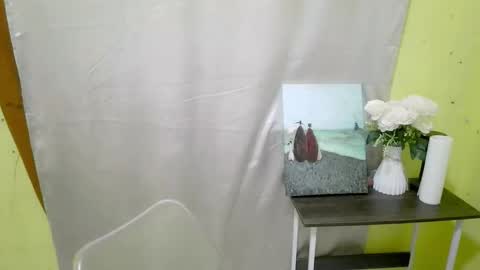 Kendra online show from November 2025 06:22:02 PM