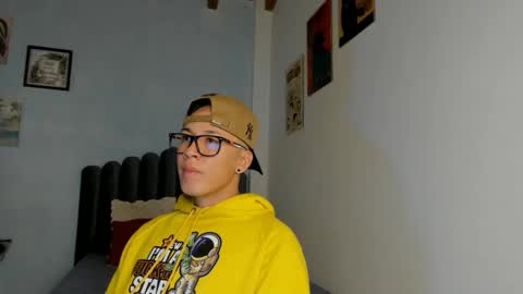 lass_nazar online show from April 2026 01:33:01 AM