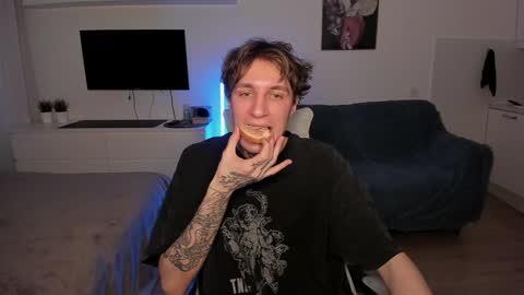 Snapshot of lastnight4you chatting on December 2024 08:11:02 AM acie online show from December 2024 08:11:02 AM