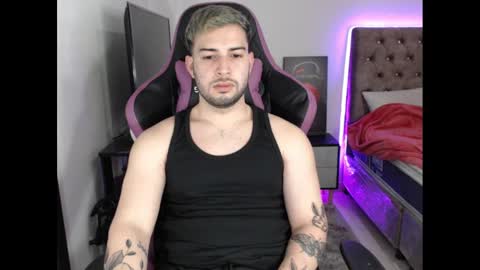 Snapshot of latam_ chatting on December 2024 04:09:01 AM YOUR BABY online show from December 2024 04:09:01 AM