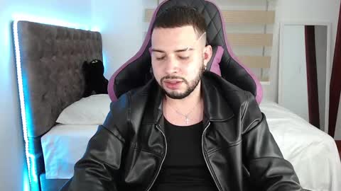 Snapshot of latam_ chatting on March 2025 05:43:02 AM YOUR BABY online show from March 2025 05:43:02 AM