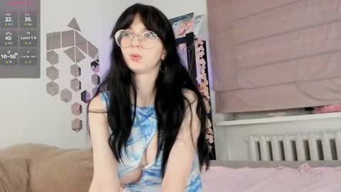 Snapshot of latesigh chatting on July 2026 09:35:01 PM Alice online show from July 2026 09:35:01 PM