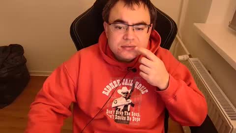 latexboy893 online show from March 2026 09:50:01 PM