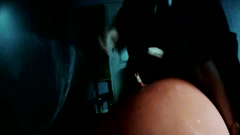 Snapshot of latexchris77 chatting on December 2024 10:33:02 PM latexchris77 online show from December 2024 10:33:02 PM