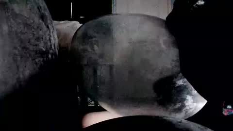 Snapshot of latexchris77 chatting on February 2026 11:31:01 PM latexchris77 online show from February 2026 11:31:01 PM