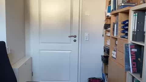 latexdoreen online show from November 2025 09:15:01 AM