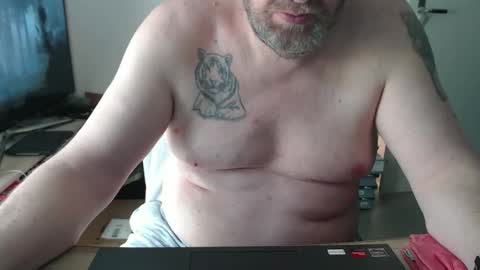 Andreas  Latexlover  online show from April 2026 12:42:01 PM