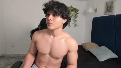 Snapshot of latin_beastx chatting on June 2026 08:22:02 PM latin_beastx online show from June 2026 08:22:02 PM