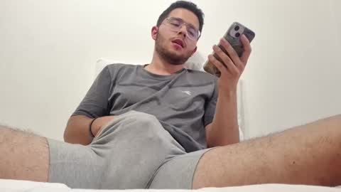 Snapshot of latin_edge chatting on March 2025 08:23:02 PM Latin edge online show from March 2025 08:23:02 PM