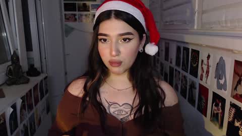 miiiiiiaaaa online show from December 2024 08:48:01 PM