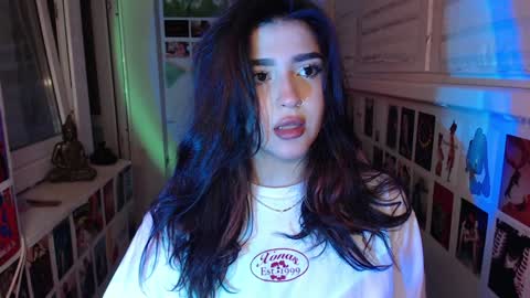 miiiiiiaaaa online show from December 2024 08:58:01 PM