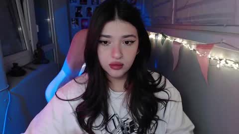 miiiiiiaaaa online show from February 2025 08:31:02 PM