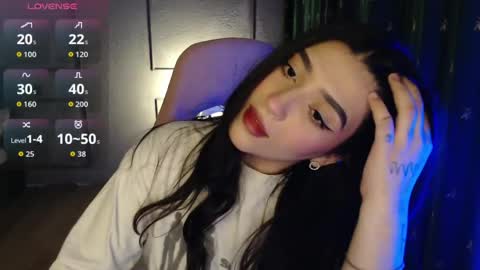 miiiiiiaaaa online show from April 2026 07:54:01 PM