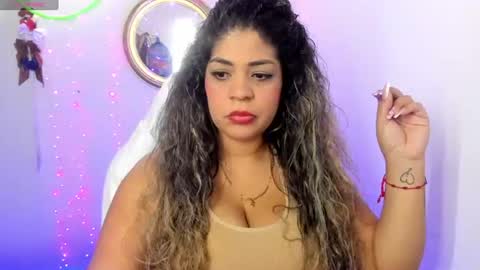 Snapshot of latinamav22 chatting on June 2026 08:53:02 PM latinamav22 online show from June 2026 08:53:02 PM