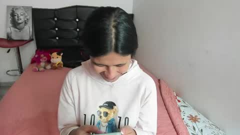 Luna  online show from April 2026 02:29:01 PM