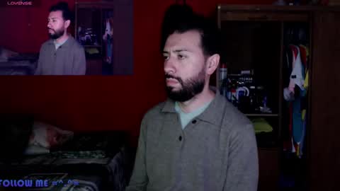 Snapshot of latinboycam25 chatting on January 2025 04:18:02 AM Aaron I N D E P E N D E N T - M O D E L online show from January 2025 04:18:02 AM