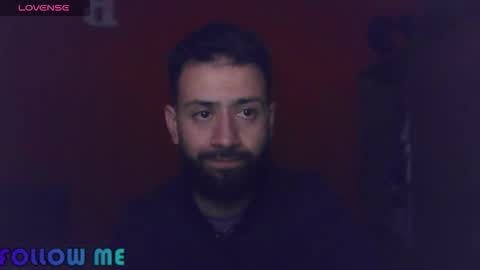 Aaron  I N D E P E N D E N T - M O D E L online show from April 2026 11:46:01 PM