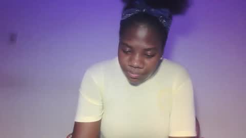 Latinhoney487 online show from April 2026 06:19:01 AM