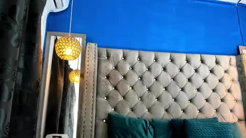 Zeus online show from November 2025 06:46:01 AM