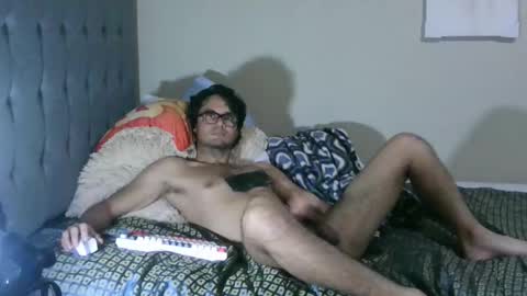 latinincognito online show from January 2026 08:30:01 AM