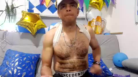 Snapshot of latinmartin254 chatting on September 2025 01:20:01 AM latinmartin254 online show from September 2025 01:20:01 AM