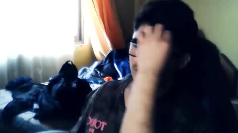 Snapshot of latinn_babe chatting on September 2025 09:27:01 PM latinn_babe online show from September 2025 09:27:01 PM