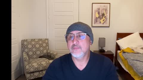 QS - INDEPENDENT MODEL online show from December 2025 02:49:01 AM