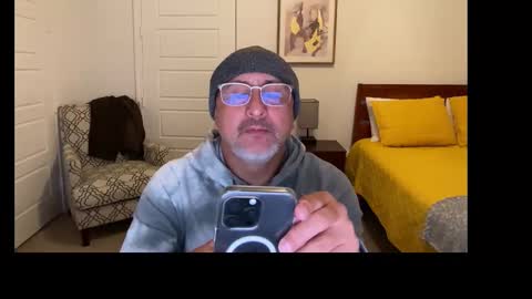 QS - INDEPENDENT MODEL online show from December 2025 06:01:02 AM