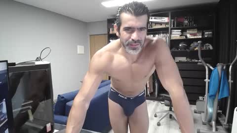 sam online show from September 2025 10:15:02 AM