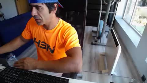 sam online show from October 2025 09:41:02 AM