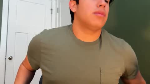 latino_hotcb1 online show from February 2025 04:58:02 PM